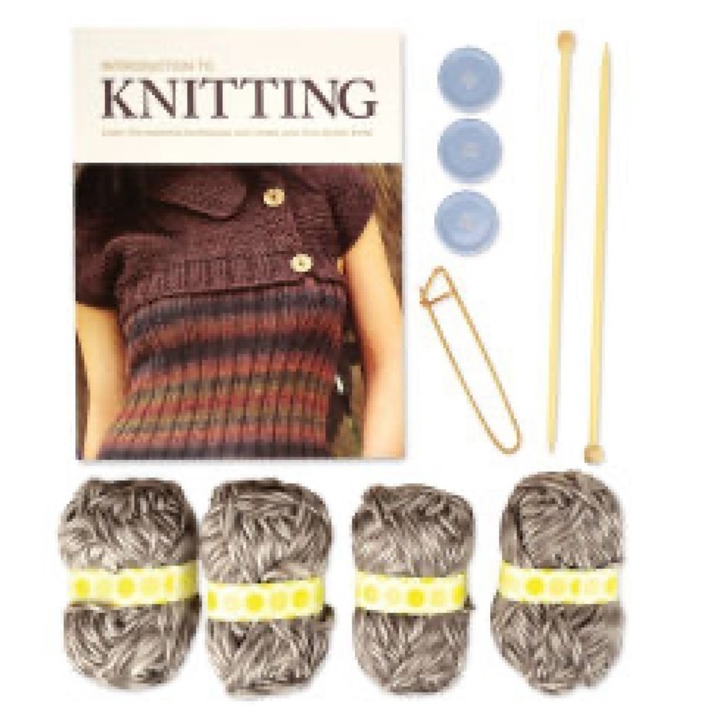 NEW. SpiceBox Introduction To Knitting Kit. - Picture 3 of 11